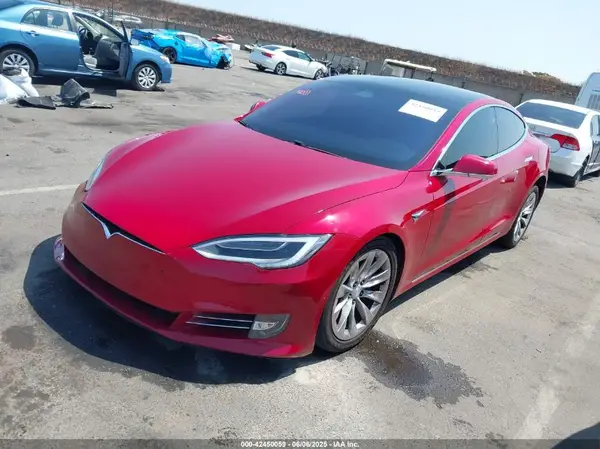 5YJSA1E26JF263487 2018 TESLA MODEL S - Image 2