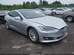 5YJSA1E26JF264767 2018 TESLA MODEL S