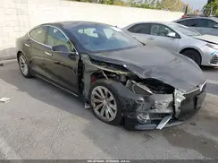 5YJSA1E26JF266096 2018 TESLA MODEL S