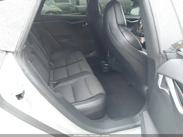 5YJSA1E26JF268785 2018 TESLA MODEL S - Image 8