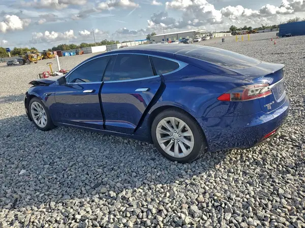 5YJSA1E26JF273050 2018 TESLA MODEL S - Image 2