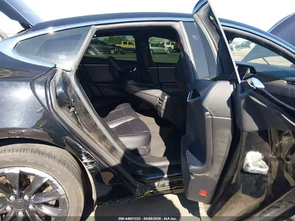 5YJSA1E26JF273792 2018 TESLA MODEL S - Image 8