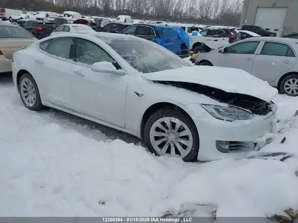 5YJSA1E26JF276613 2018 TESLA MODEL S - Image 1