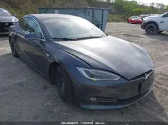 5YJSA1E26JF283979 2018 TESLA MODEL S