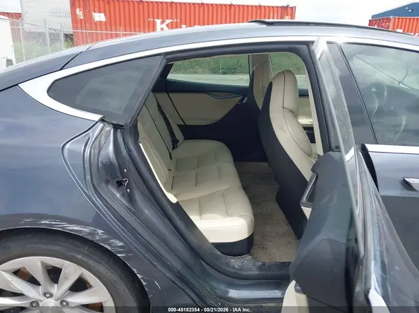 5YJSA1E26JF284825 2018 TESLA MODEL S - Image 8
