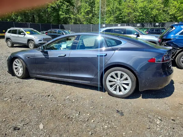 5YJSA1E26JF286333 2018 TESLA MODEL S - Image 2