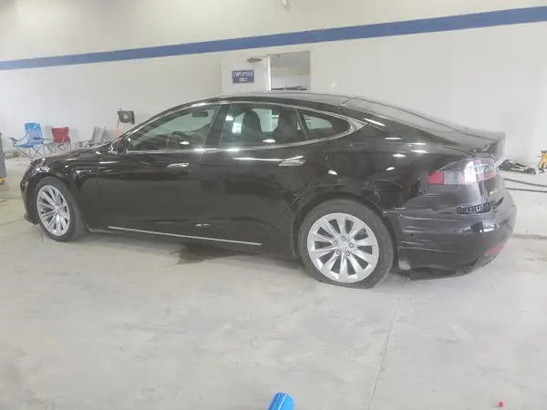 5YJSA1E26JF289622 2018 TESLA MODEL S - Image 2