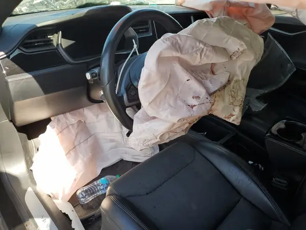 5YJSA1E26JF293475 2018 TESLA MODEL S - Image 8