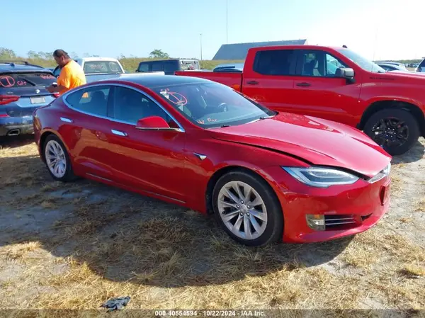 5YJSA1E26JF295775 2018 TESLA MODEL S - Image 1