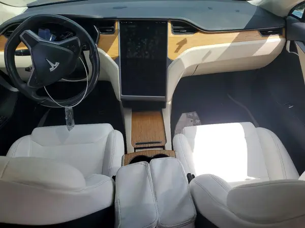 5YJSA1E26JF296053 2018 TESLA MODEL S - Image 8