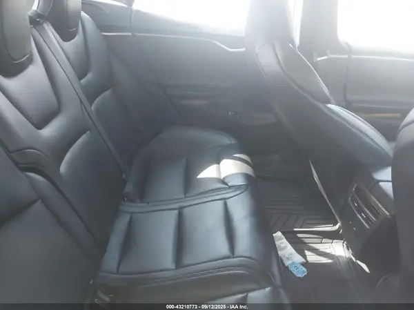 5YJSA1E26JF296957 2018 TESLA MODEL S - Image 8