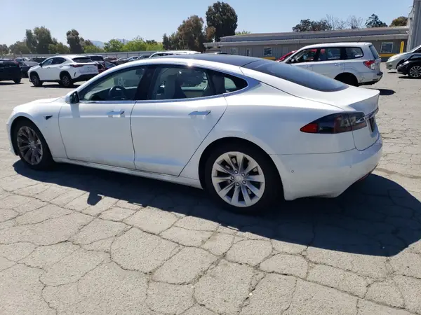 5YJSA1E26KF311667 2019 TESLA MODEL S - Image 2
