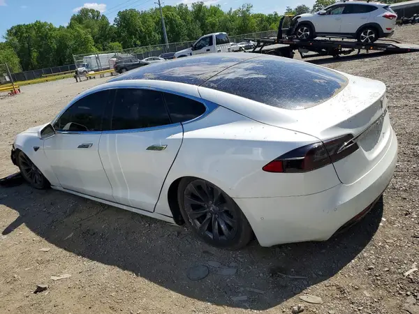5YJSA1E26KF334530 2019 TESLA MODEL S - Image 2
