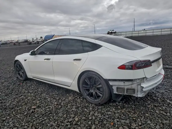 5YJSA1E26LF385222 2020 TESLA MODEL S - Image 2