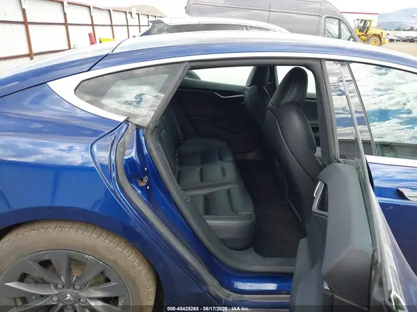 5YJSA1E26LF415416 2020 TESLA MODEL S - Image 8