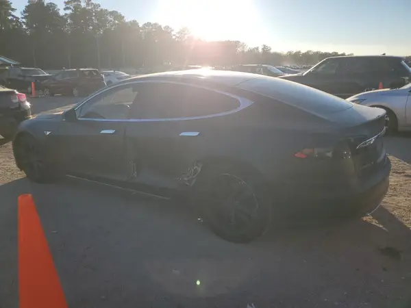 5YJSA1E27GF129032 2016 TESLA MODEL S - Image 2