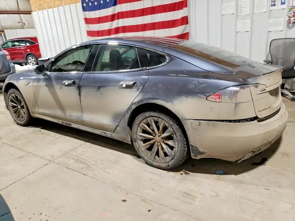 5YJSA1E27GF144887 2016 TESLA MODEL S - Image 2