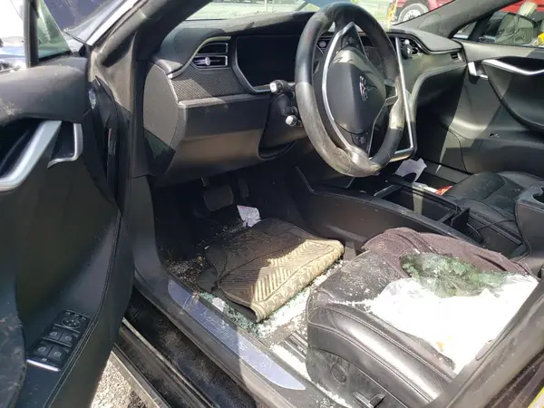 5YJSA1E27HF185781 2017 TESLA MODEL S - Image 8