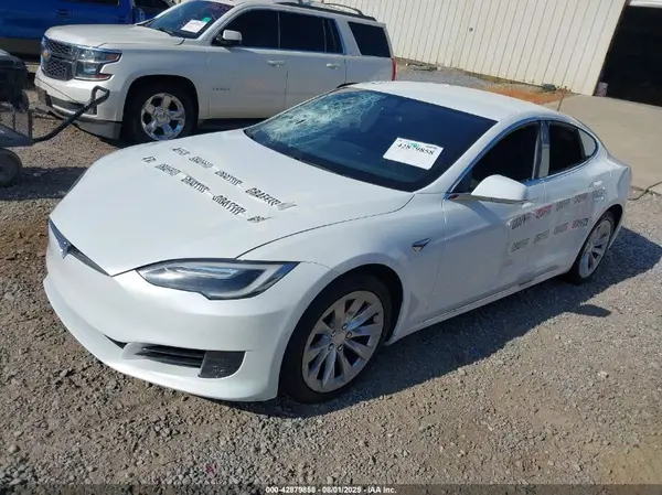 5YJSA1E27HF188034 2017 TESLA MODEL S - Image 2
