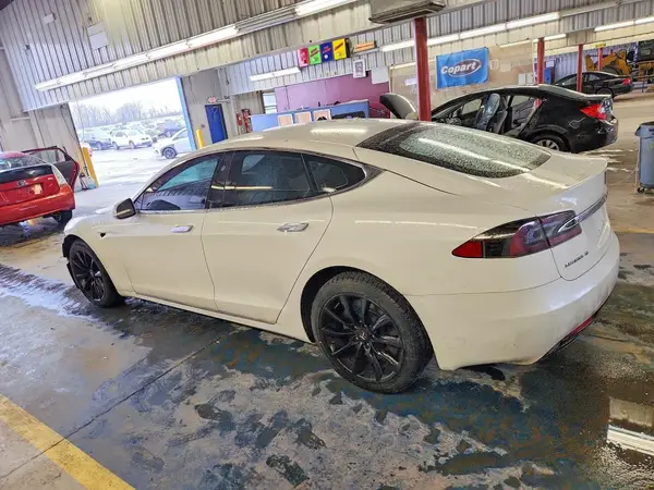 5YJSA1E27HF190561 2017 TESLA MODEL S - Image 2
