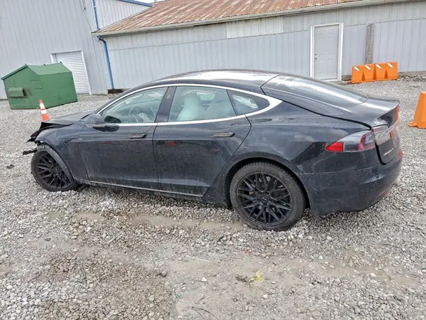 5YJSA1E27HF192245 2017 TESLA MODEL S - Image 2