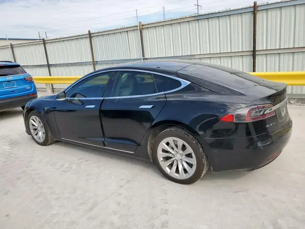 5YJSA1E27HF227883 2017 TESLA MODEL S - Image 2