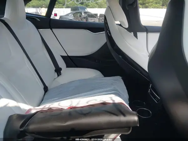 5YJSA1E27HF229469 2017 TESLA MODEL S - Image 8