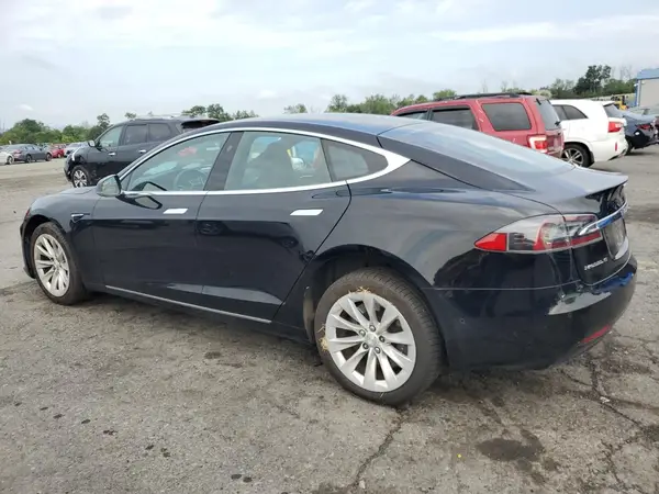 5YJSA1E27JF237089 2018 TESLA MODEL S - Image 2