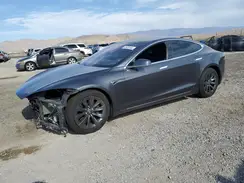 5YJSA1E27JF240011 2018 TESLA MODEL S
