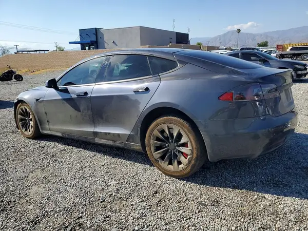 5YJSA1E27JF242566 2018 TESLA MODEL S - Image 2
