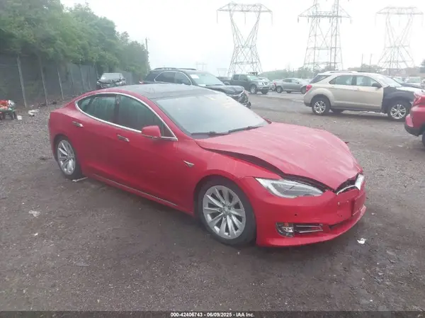5YJSA1E27JF247637 2018 TESLA MODEL S - Image 1