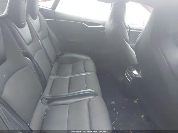 5YJSA1E27JF247637 2018 TESLA MODEL S - Image 8