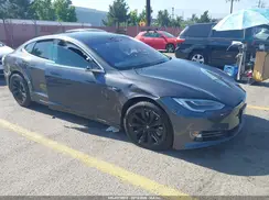 5YJSA1E27JF247833 2018 TESLA MODEL S