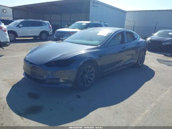5YJSA1E27JF248271 2018 TESLA MODEL S - Image 2