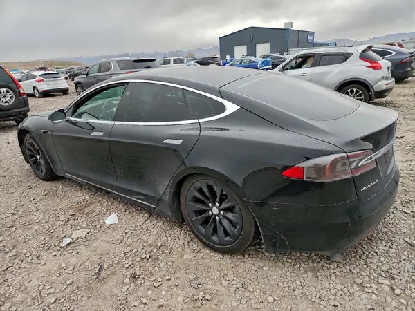 5YJSA1E27JF248870 2018 TESLA MODEL S - Image 2