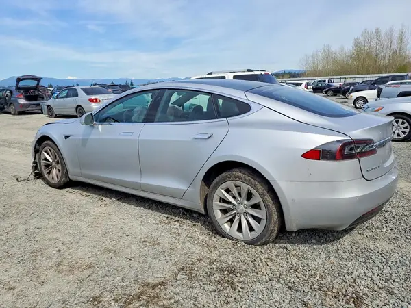 5YJSA1E27JF254751 2018 TESLA MODEL S - Image 2