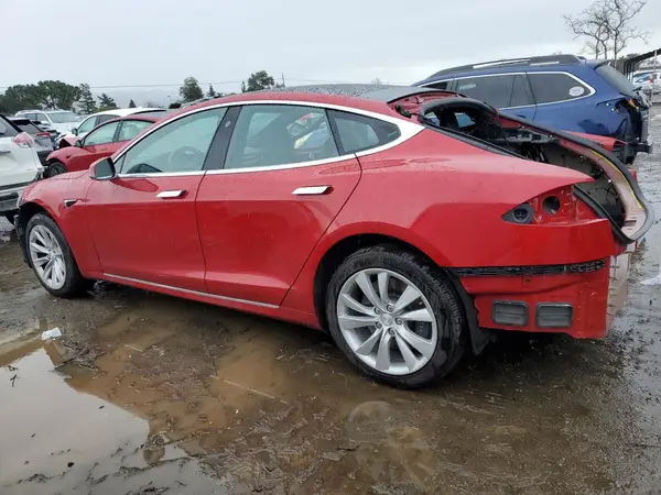 5YJSA1E27JF260422 2018 TESLA MODEL S - Image 2