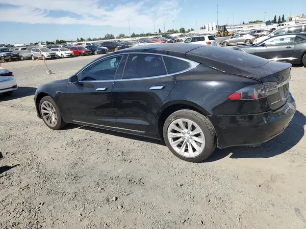 5YJSA1E27JF266754 2018 TESLA MODEL S - Image 2