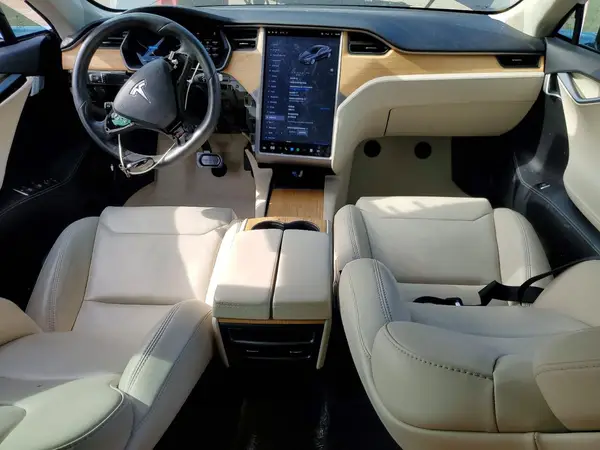 5YJSA1E27JF275048 2018 TESLA MODEL S - Image 8