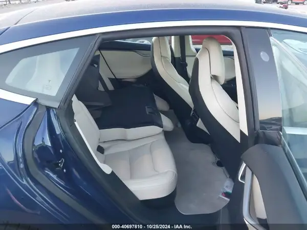 5YJSA1E27JF276474 2018 TESLA MODEL S - Image 8