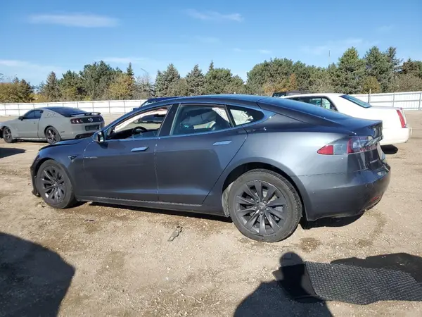 5YJSA1E27JF278466 2018 TESLA MODEL S - Image 2