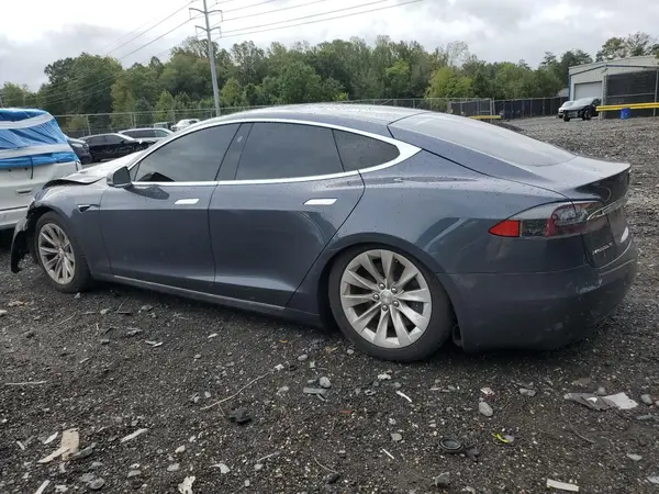 5YJSA1E27JF284834 2018 TESLA MODEL S - Image 2
