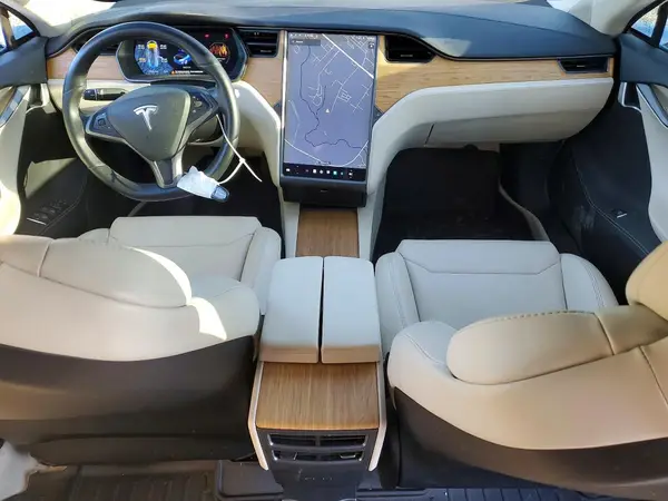 5YJSA1E27JF296885 2018 TESLA MODEL S - Image 8