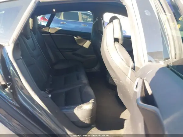 5YJSA1E27KF333211 2019 TESLA MODEL S - Image 8