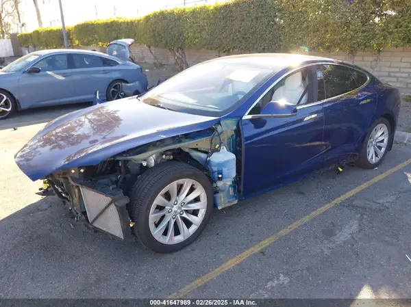 5YJSA1E27KF333645 2019 TESLA MODEL S - Image 2