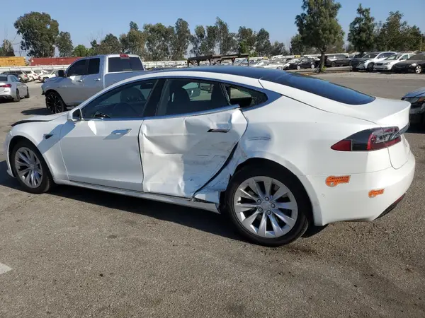 5YJSA1E27LF359485 2020 TESLA MODEL S - Image 2