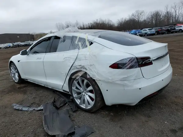 5YJSA1E27LF360331 2020 TESLA MODEL S - Image 2