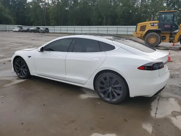 5YJSA1E27LF370826 2020 TESLA MODEL S - Image 2