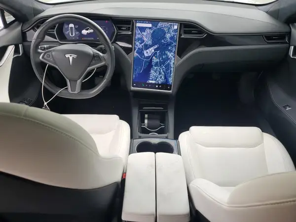 5YJSA1E27LF370826 2020 TESLA MODEL S - Image 8