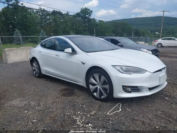 5YJSA1E27LF399937 2020 TESLA MODEL S - Image 1